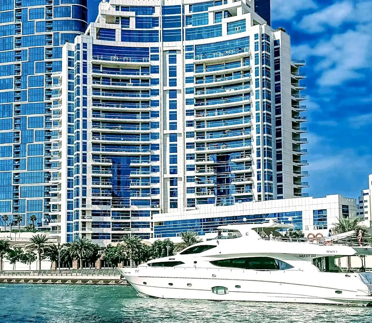 Elegant 2 Bedroom Apartment In Dubai Marina- Just 1 Min Walk From Jbr Beach