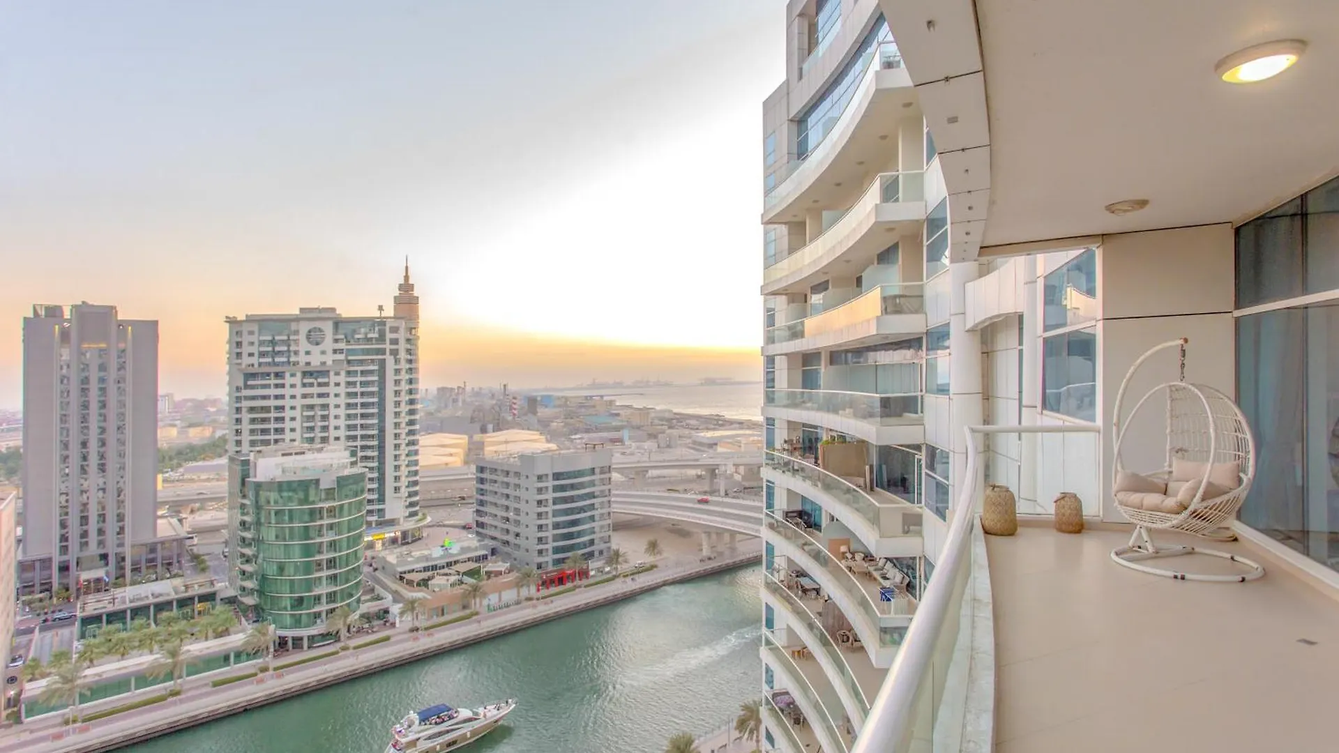 Elegant 2 Bedroom Apartment In Dubai Marina- Just 1 Min Walk From Jbr Beach United Arab Emirates