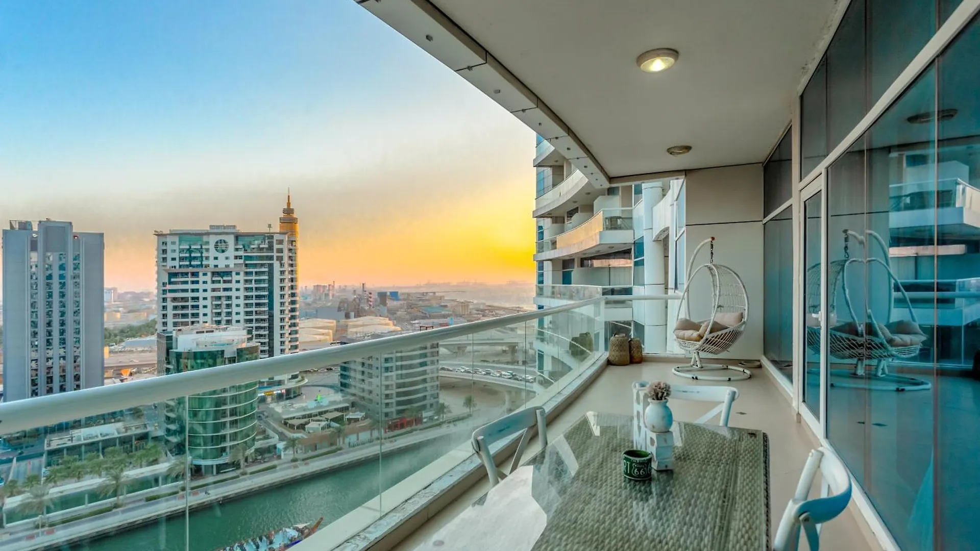 Elegant 2 Bedroom Apartment In Dubai Marina- Just 1 Min Walk From Jbr Beach Ηνωμένα Αραβικά Εμιράτα